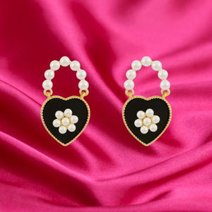 Coquette Pearl Flower Earrings