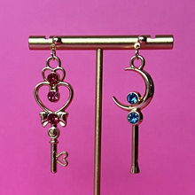 Load image into Gallery viewer, Sailor Staff Earrings
