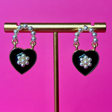 Load image into Gallery viewer, Coquette Pearl Flower Earrings
