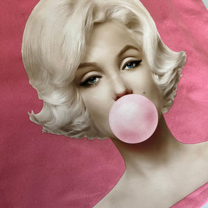 Marilyn Bubble Gum Tote